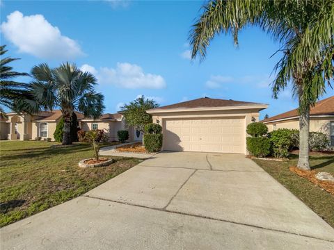 A home in WINTER HAVEN