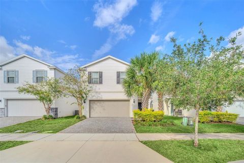 Photo of 2468 Dubai Street, Kissimmee, FL 34747 (MLS # O6361157)