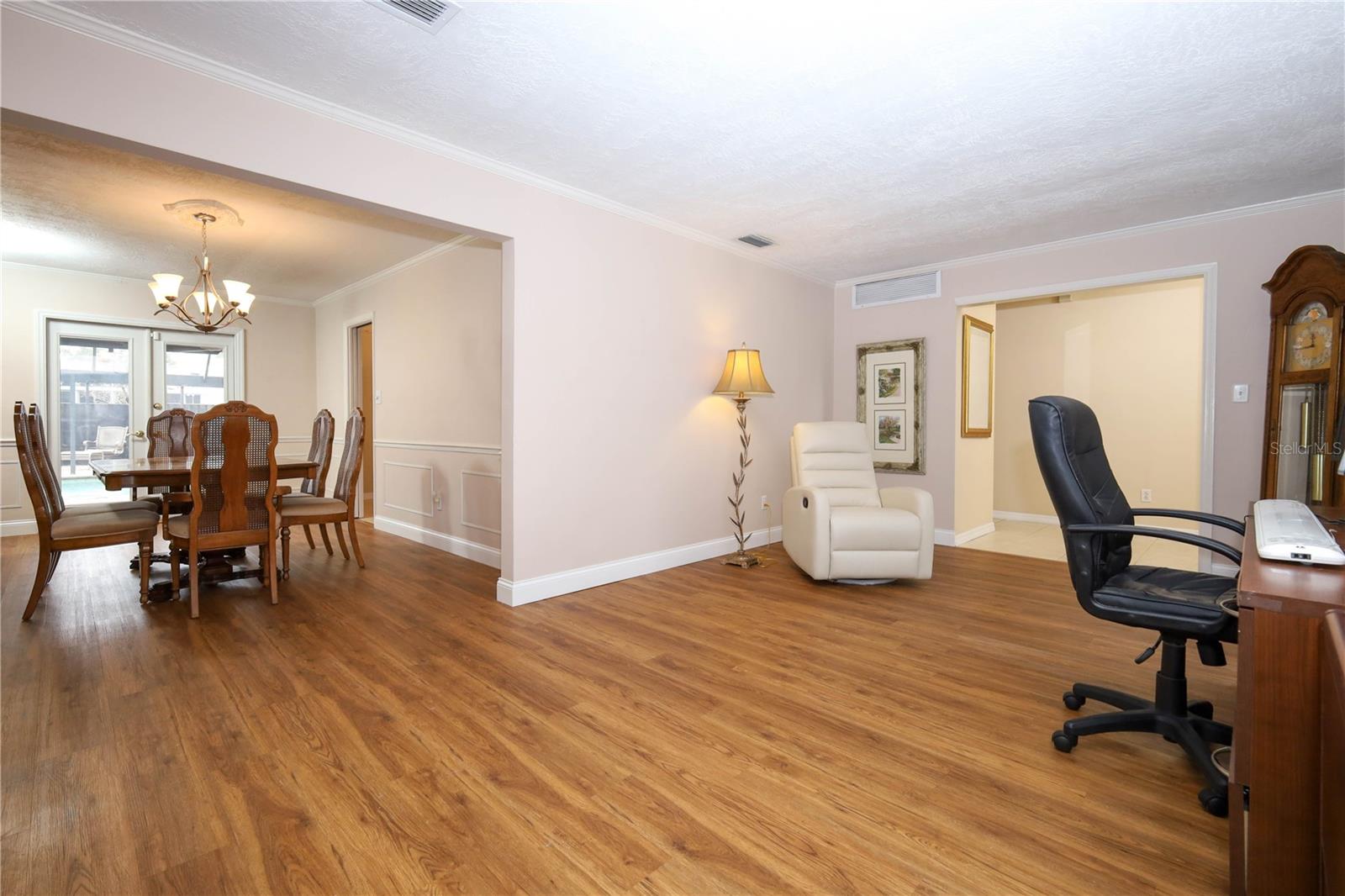 2318 CASTLEWOOD ROAD