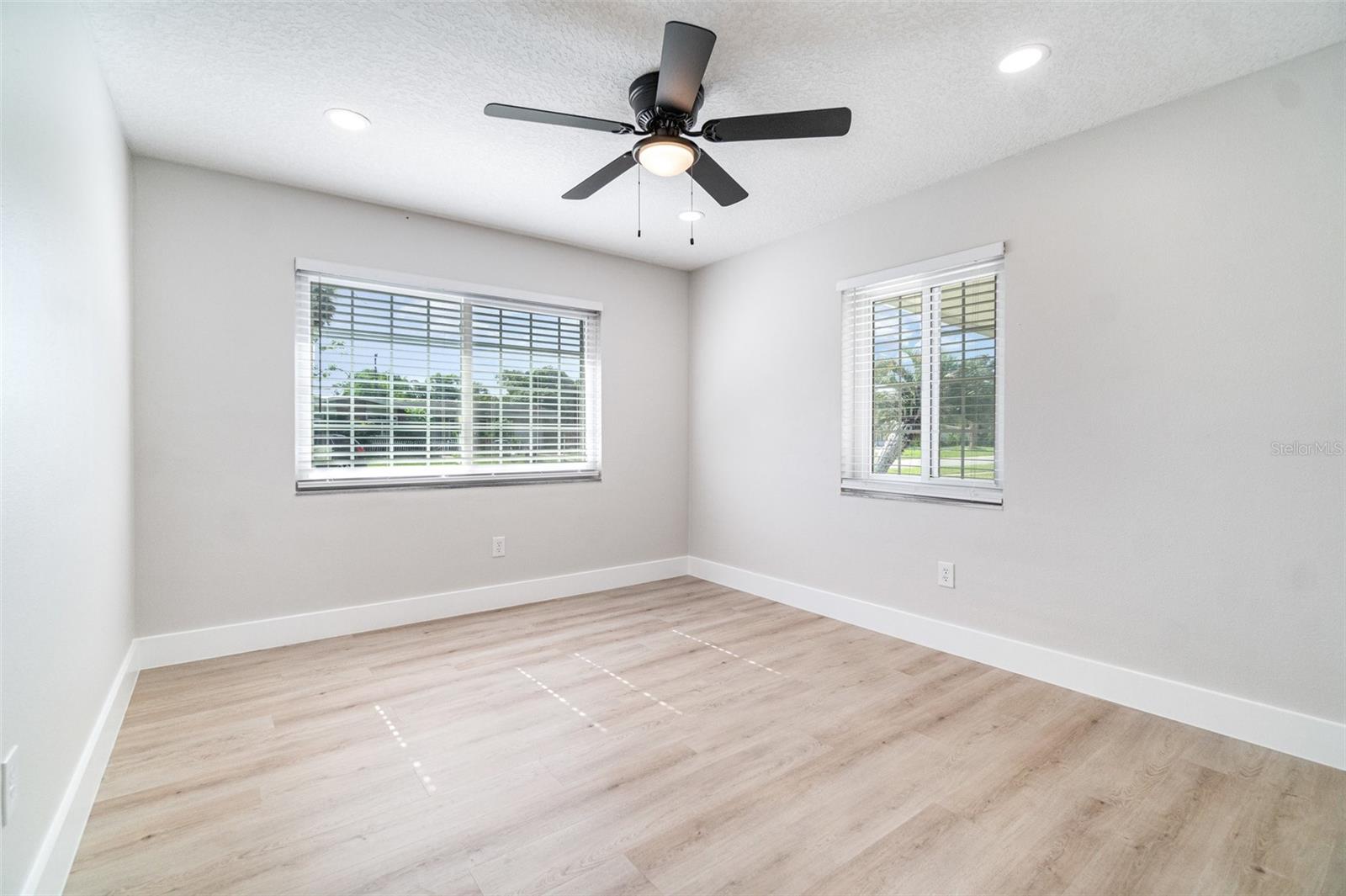 DELTONA LAKES UNIT 01 REP - Residential Lease