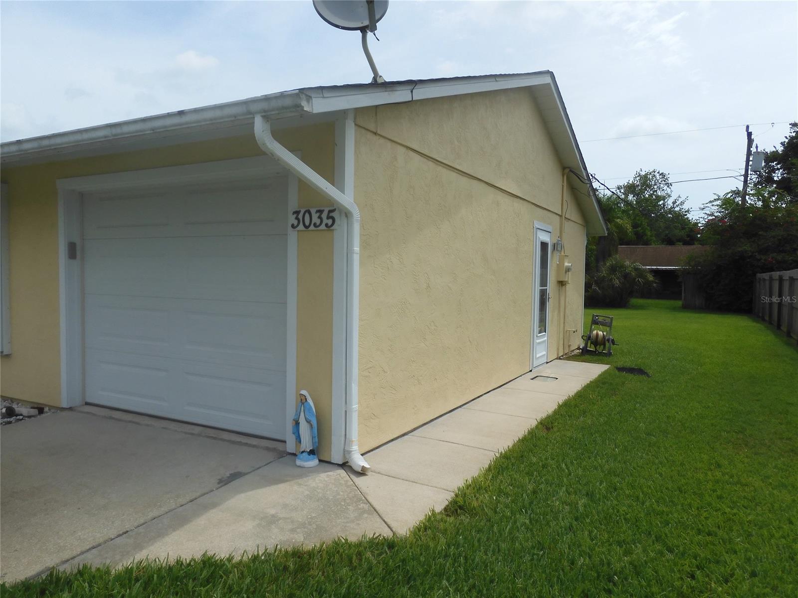 Florida Shores 01 - Residential