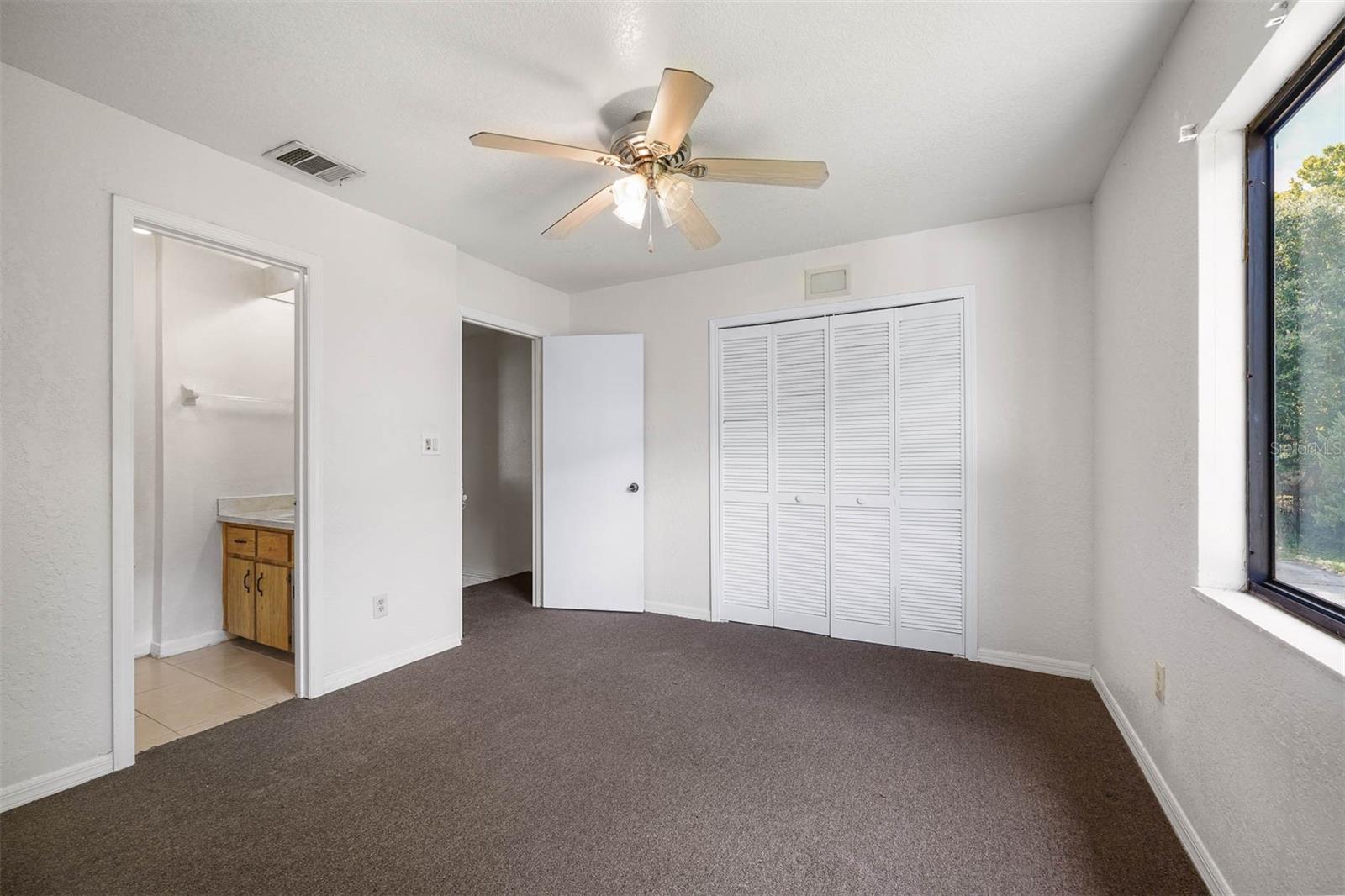 CAMBRIDGE CIRCLE - Residential Lease