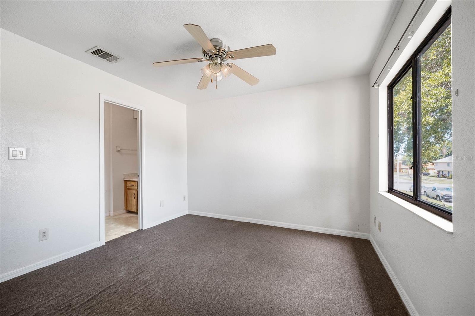 CAMBRIDGE CIRCLE - Residential Lease