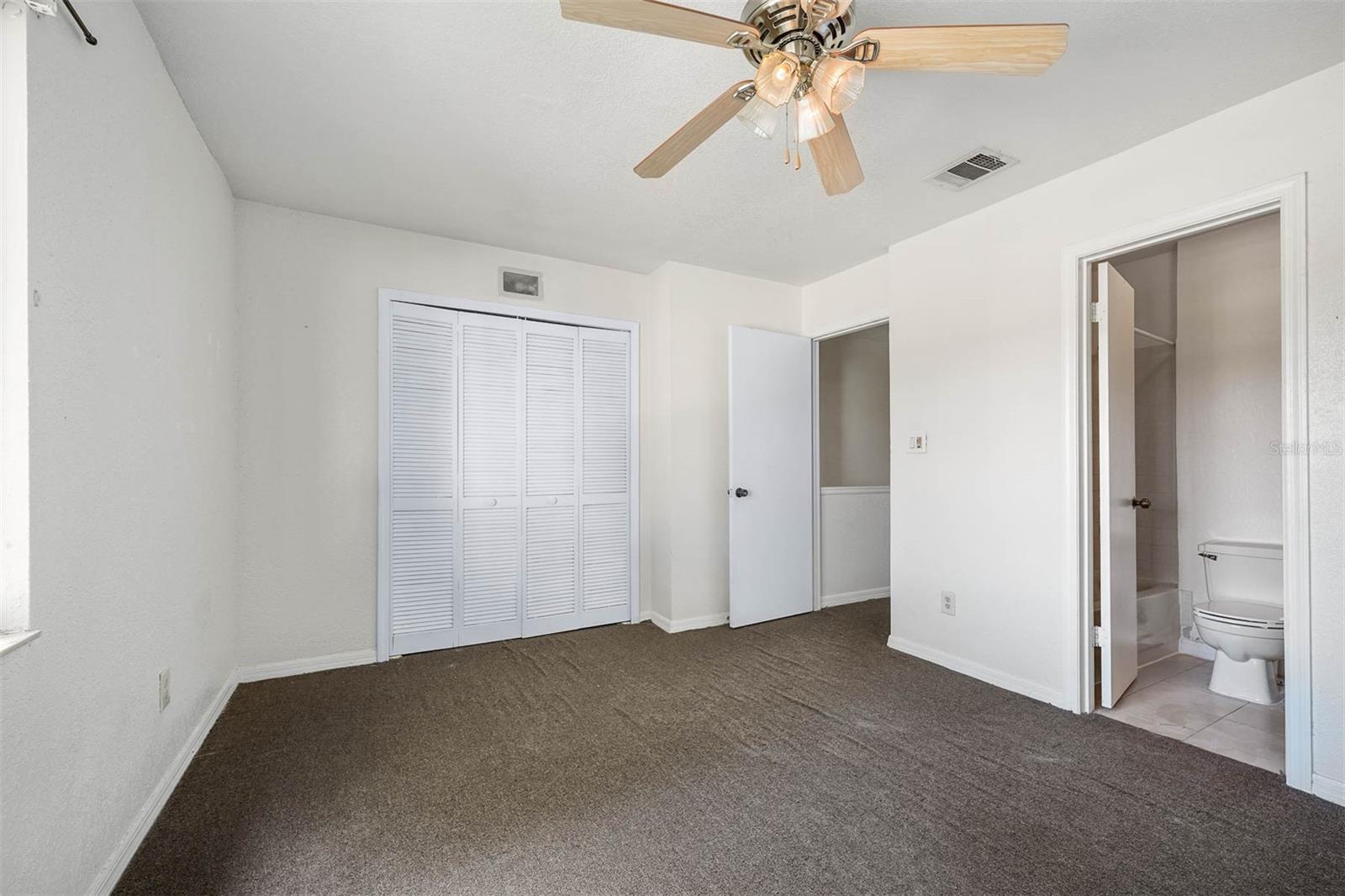 CAMBRIDGE CIRCLE - Residential Lease