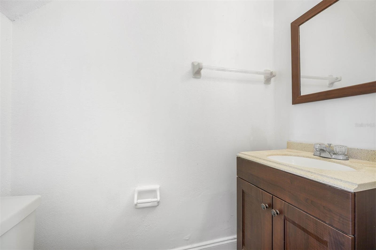 CAMBRIDGE CIRCLE - Residential Lease