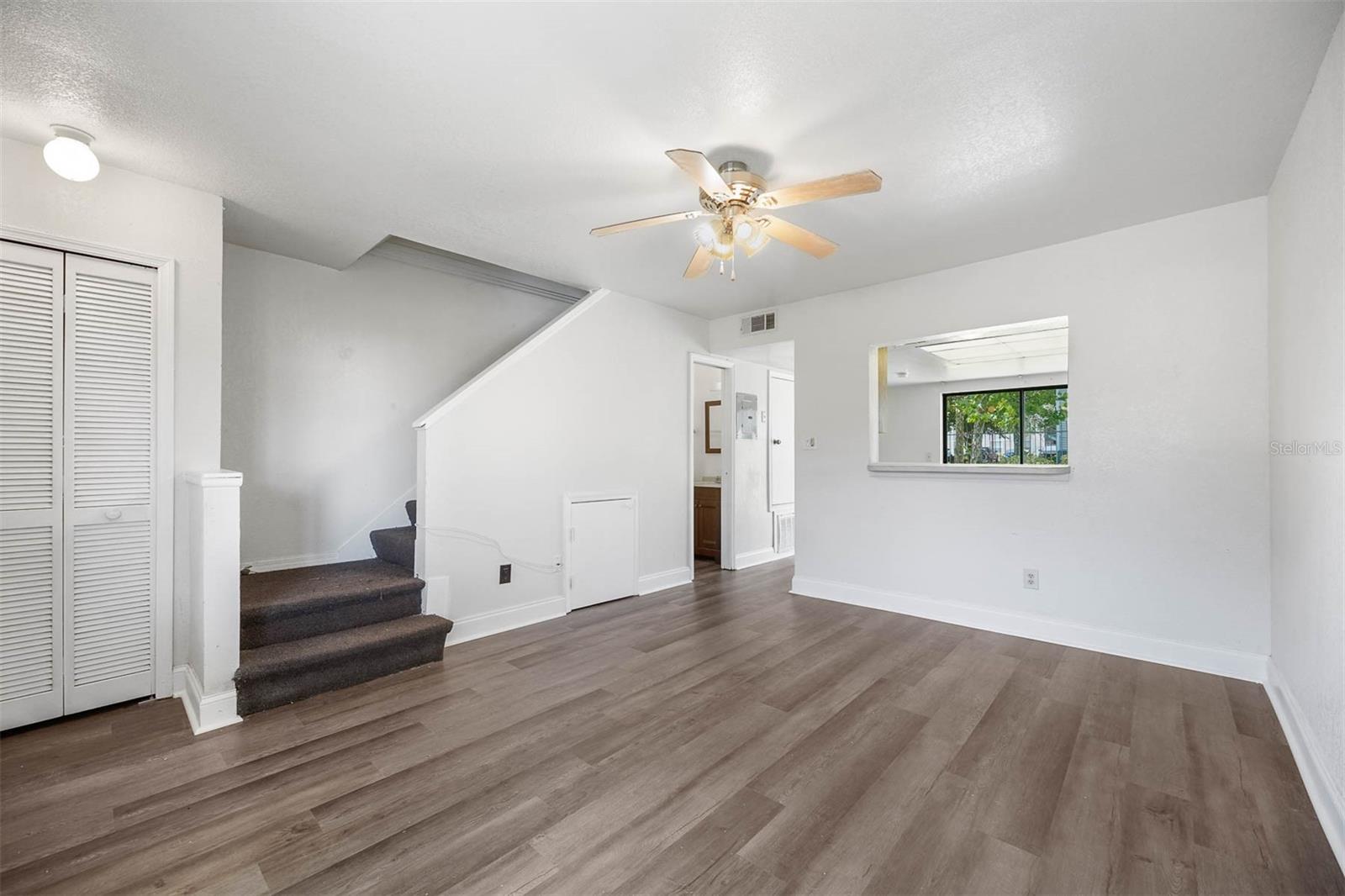 CAMBRIDGE CIRCLE - Residential Lease