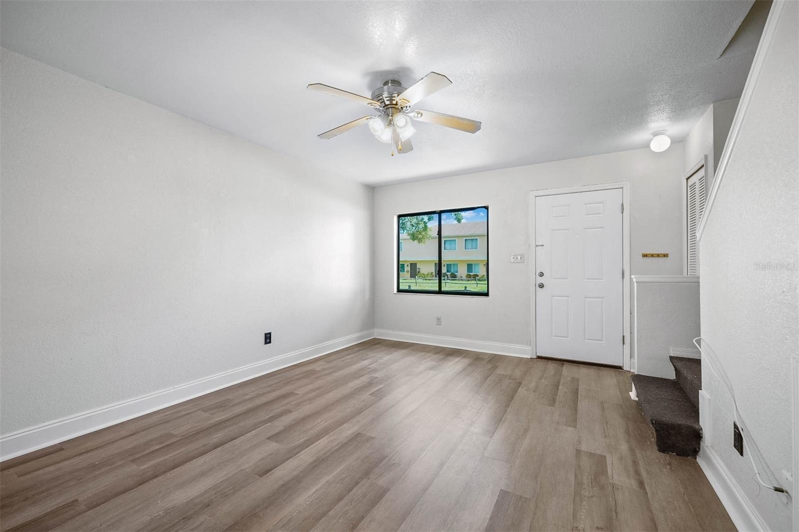 CAMBRIDGE CIRCLE - Residential Lease