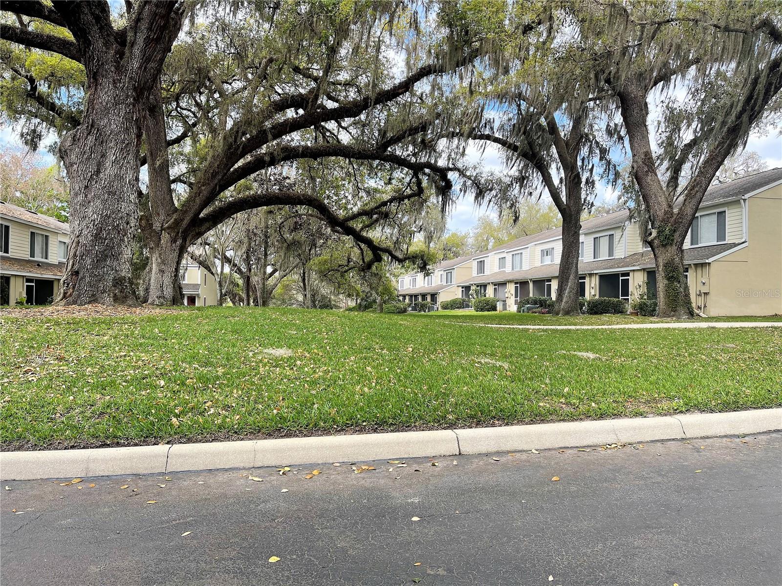 CHASE TOWNHOMES - Residential Lease