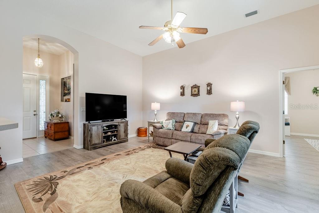 ROYAL HARBOR PH 01 - Residential