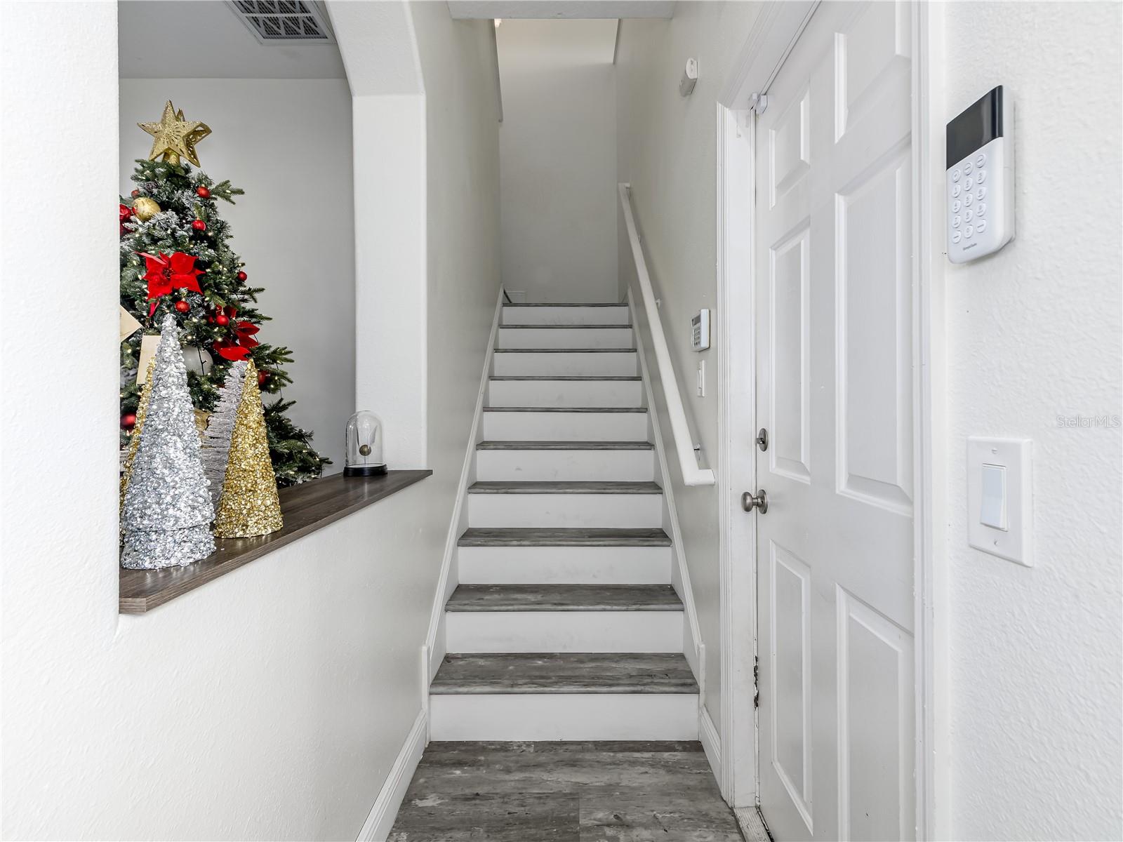 BALLANTRAE VILLAGE 05 - Residential Lease