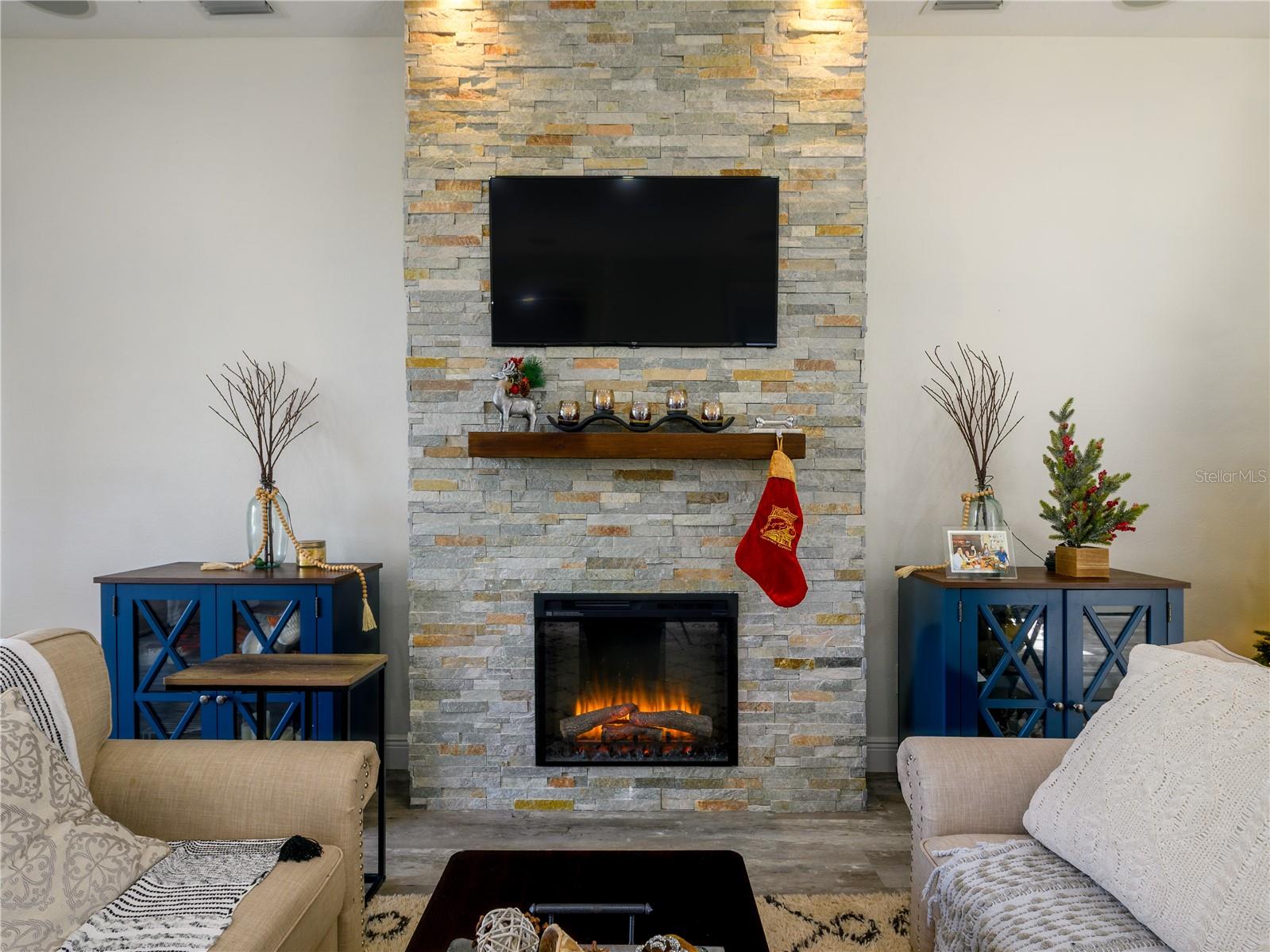 BALLANTRAE VILLAGE 05 - Residential Lease