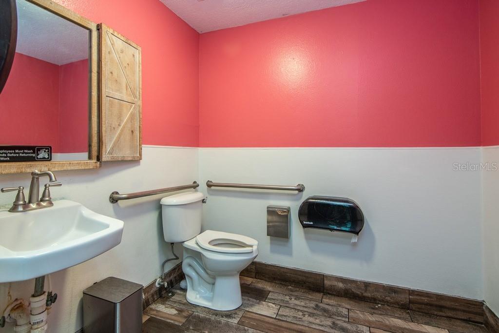 SUTHERLAND TOWN OF - Commercial Sale