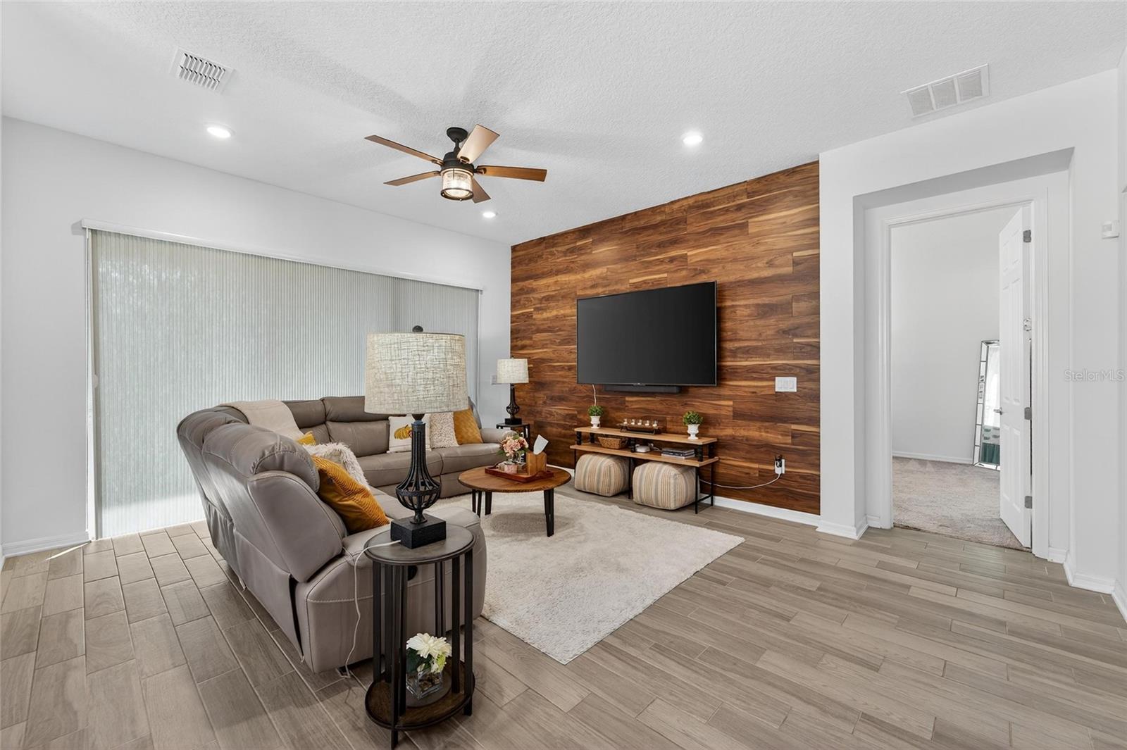 MARIPOSA PH 3A & 3B - Residential