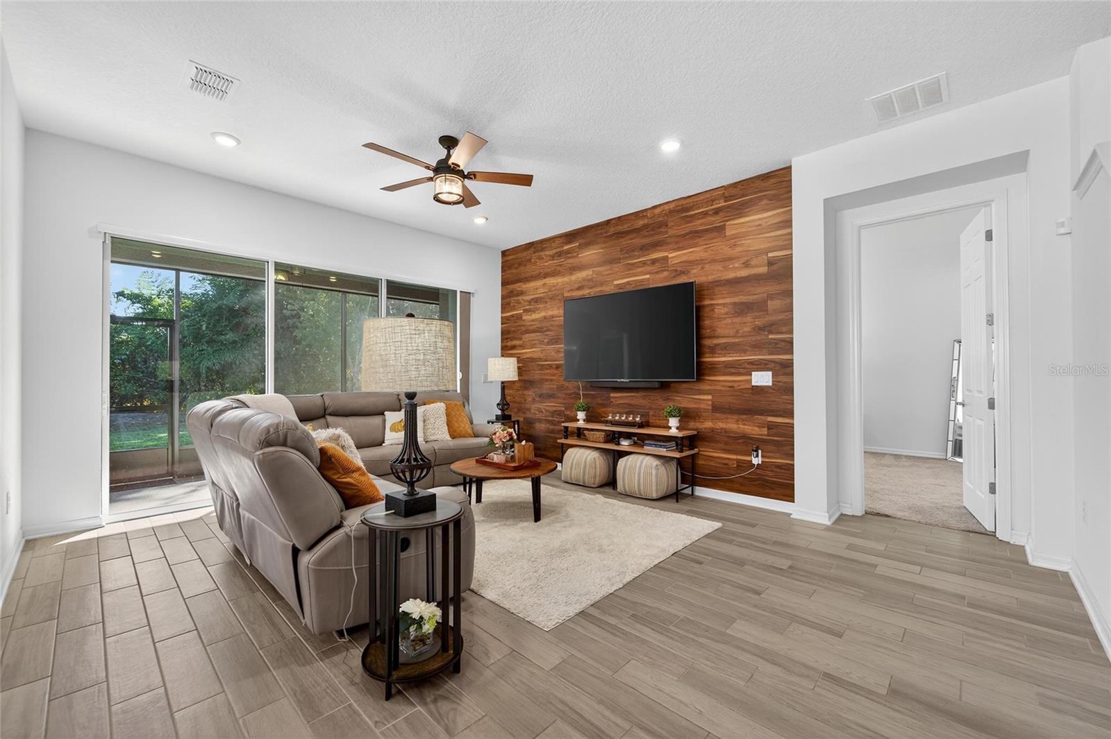 MARIPOSA PH 3A & 3B - Residential