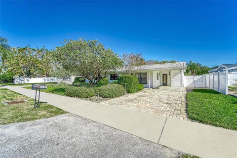 A home in SEMINOLE