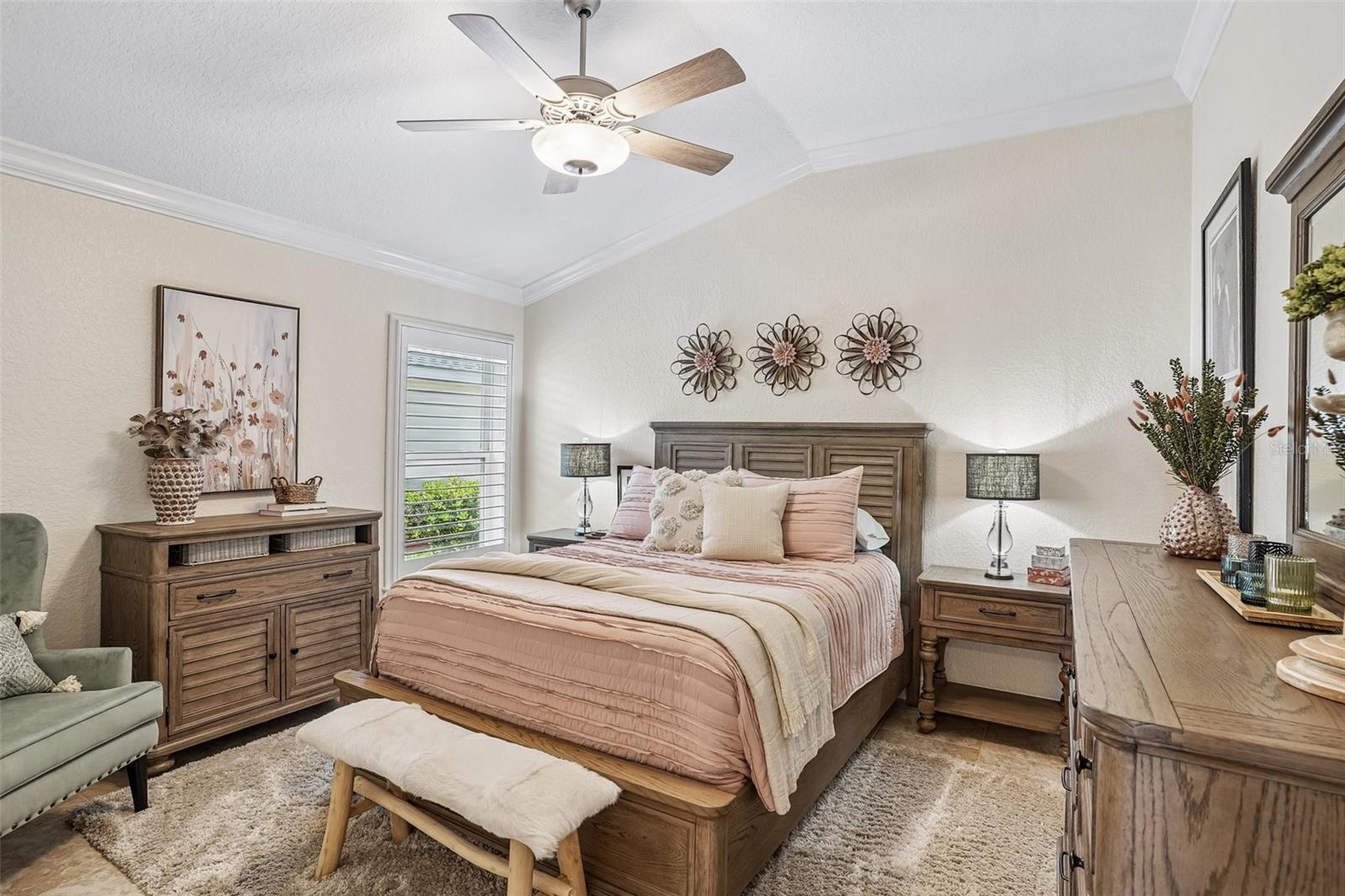 LAKESIDE LANDINGS - Residential