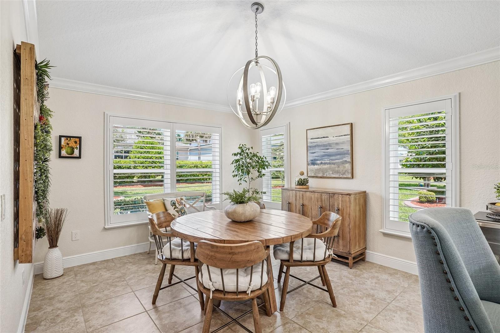 LAKESIDE LANDINGS - Residential