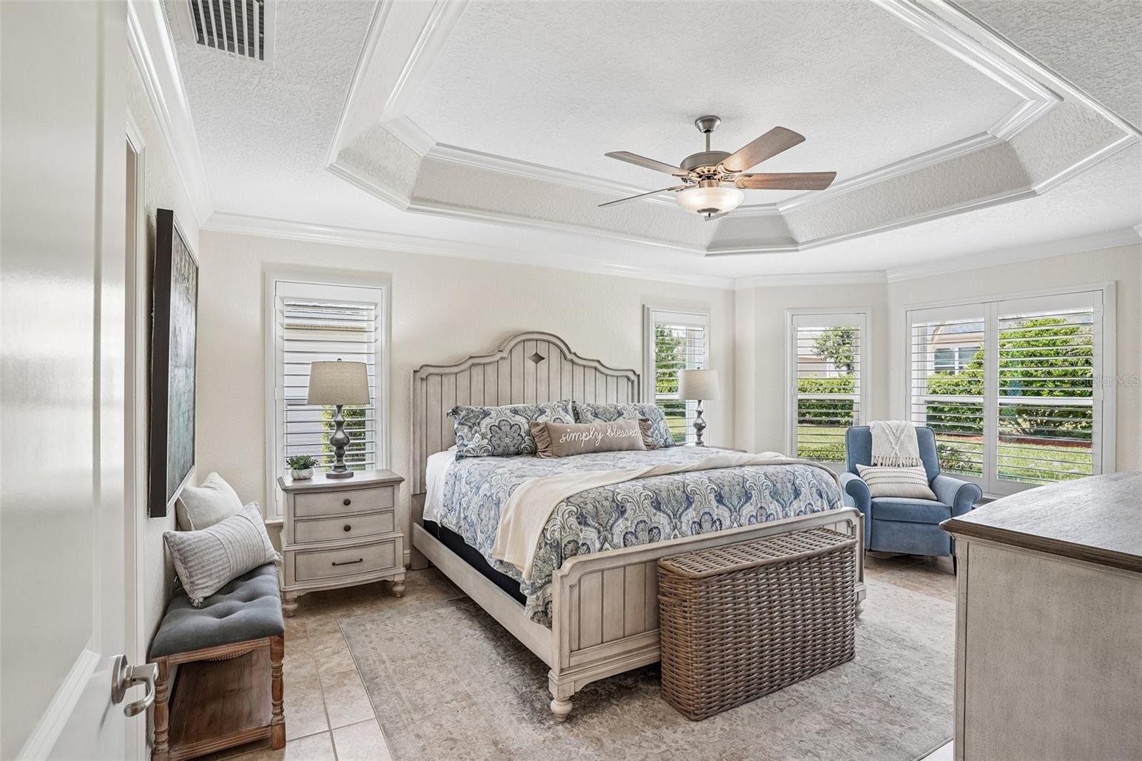 LAKESIDE LANDINGS - Residential