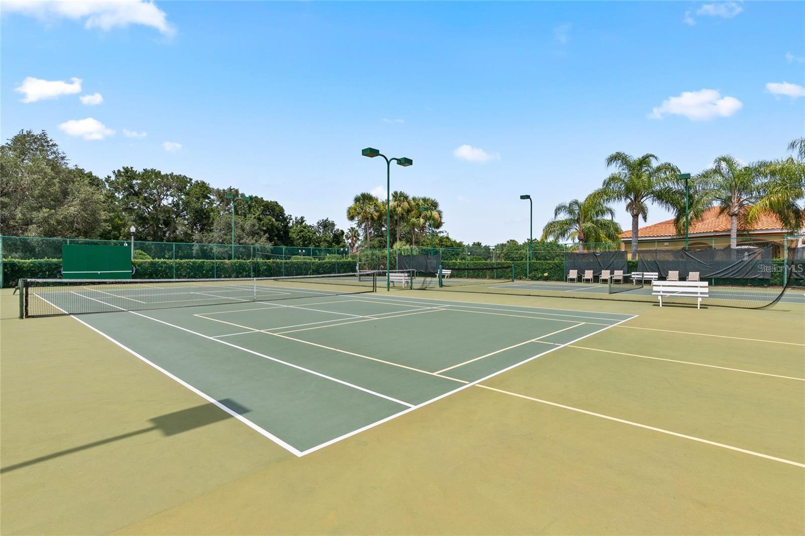 LAKESIDE LANDINGS - Residential