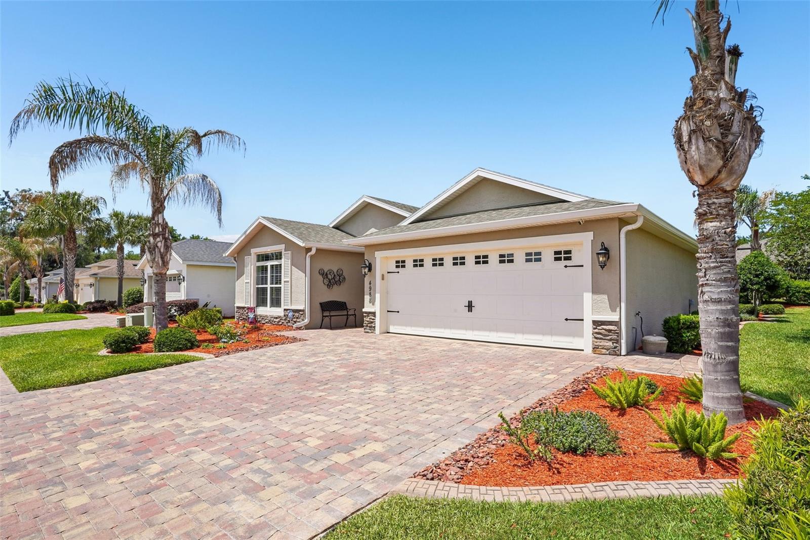 LAKESIDE LANDINGS - Residential