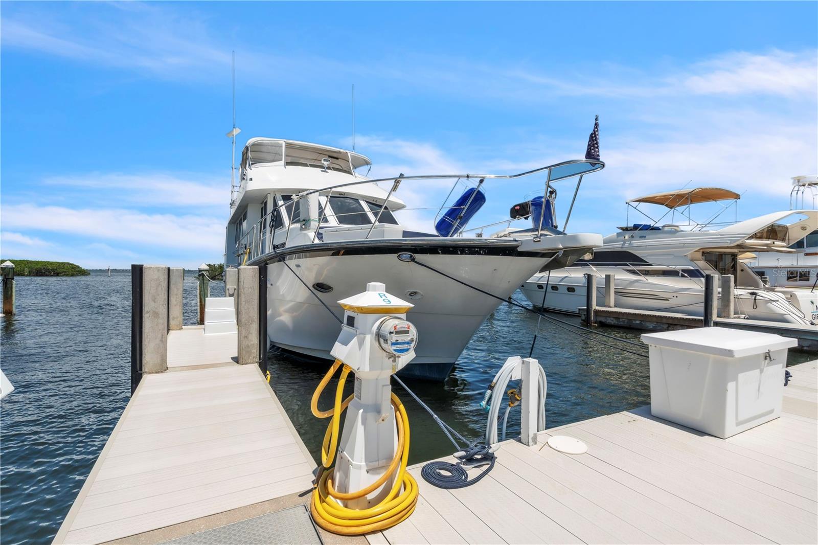 LONGBOAT KEY MOORINGS - Residential