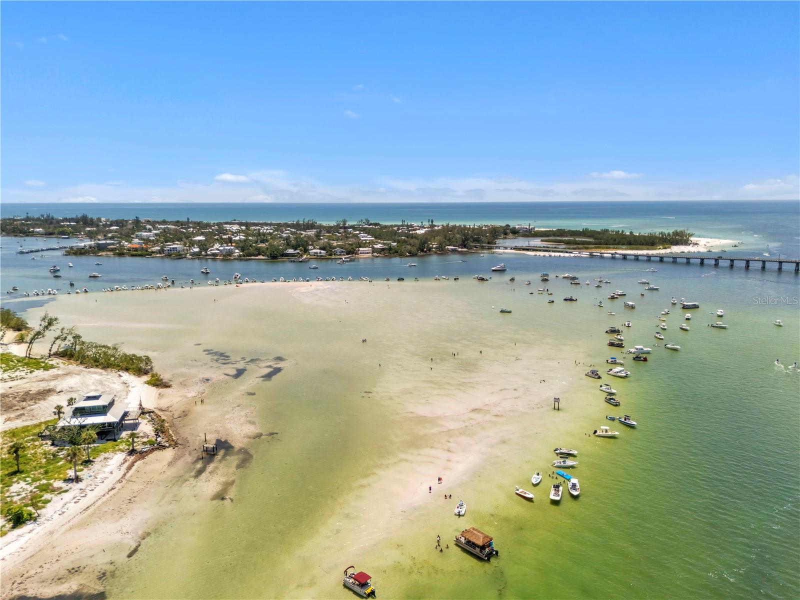 LONGBOAT KEY MOORINGS - Residential