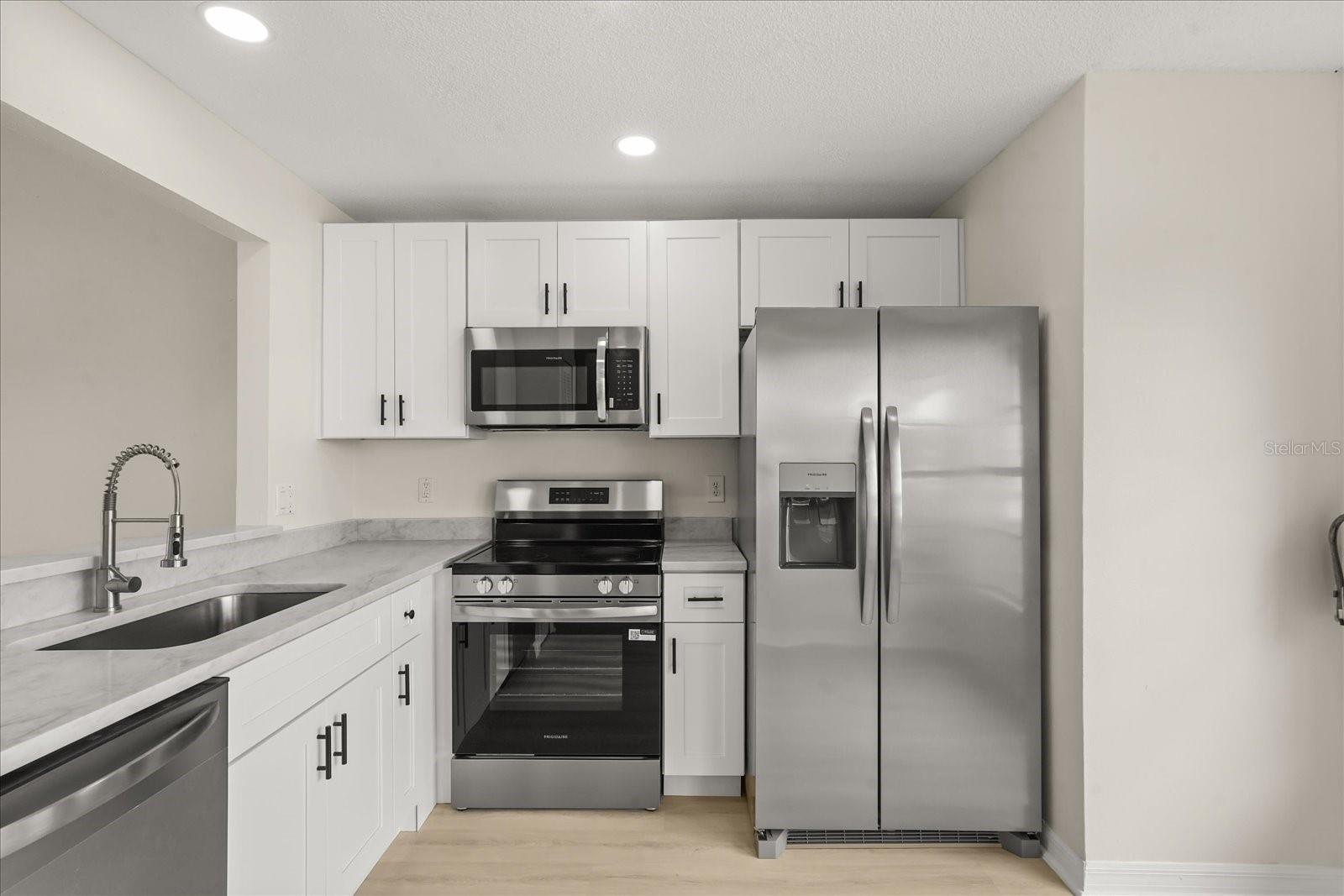 ISLAND COVE VILLAS PH 02 - Residential