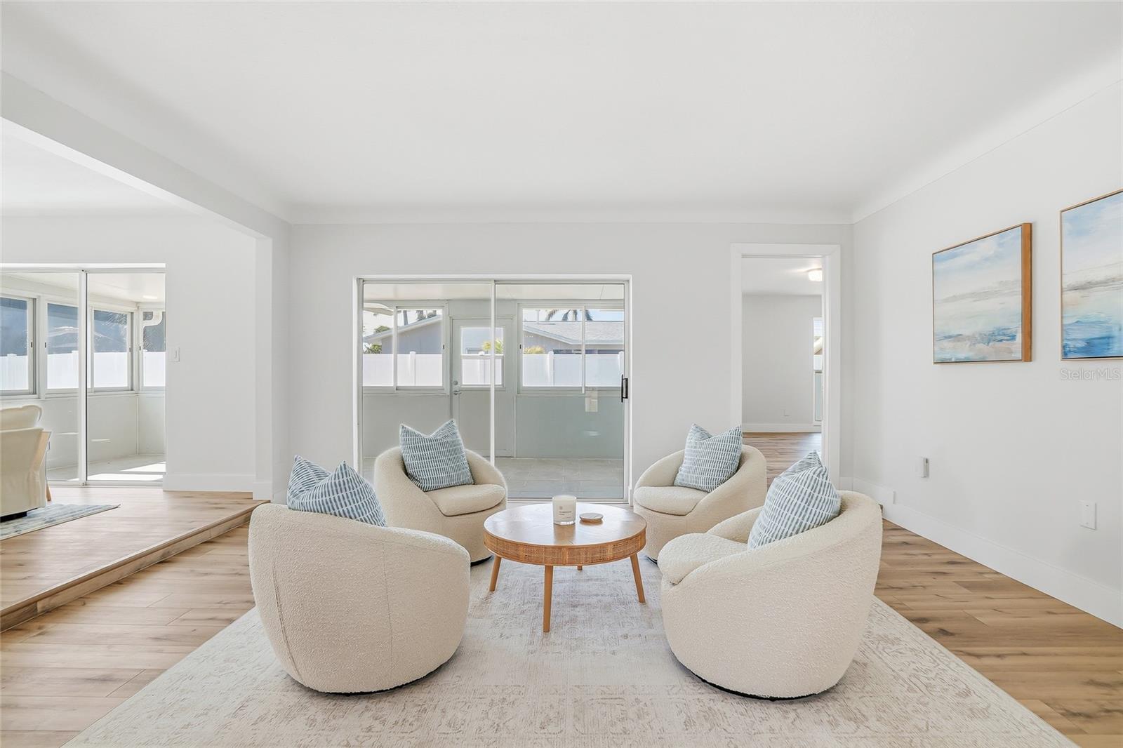 OAKHURST SHORES 2ND ADD - Residential