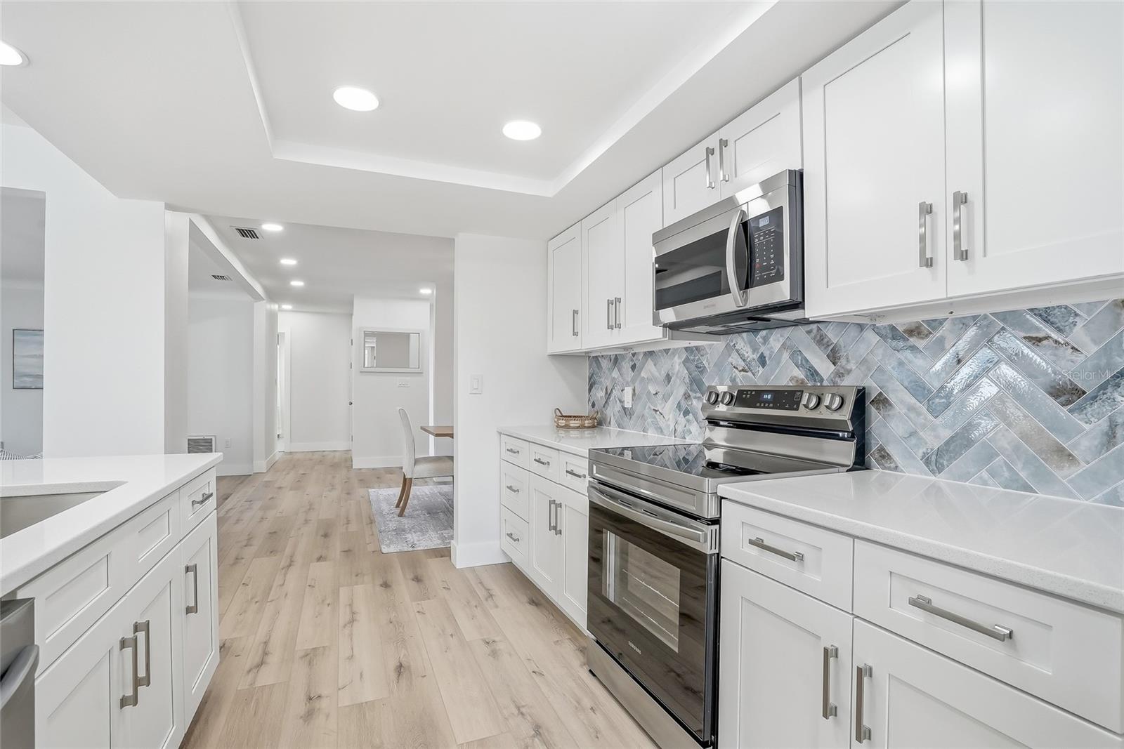 OAKHURST SHORES 2ND ADD - Residential