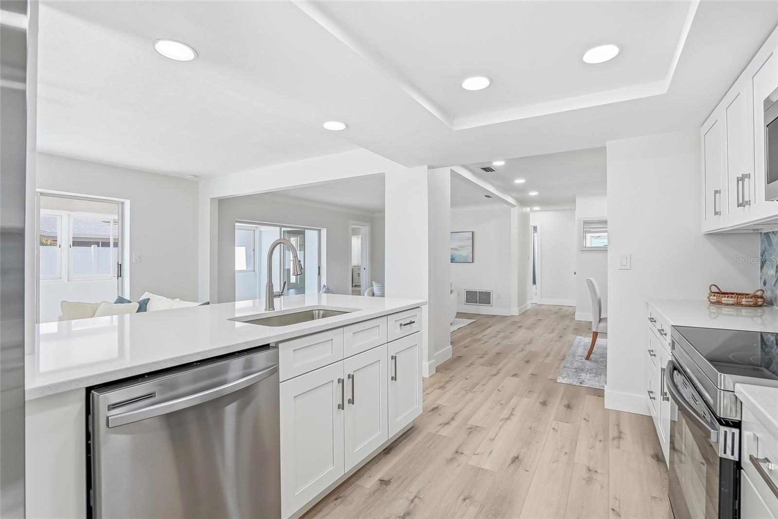 OAKHURST SHORES 2ND ADD - Residential