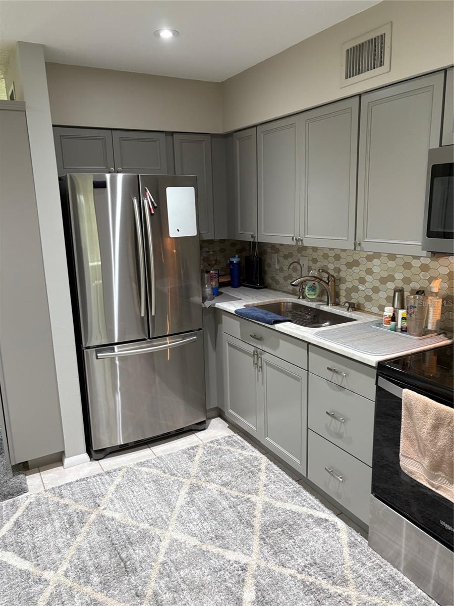 EAST GATE - Residential