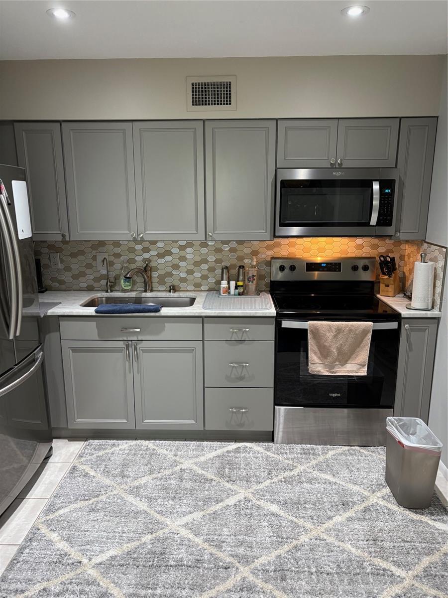 EAST GATE - Residential