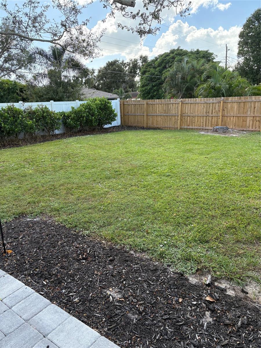 EAST GATE - Residential