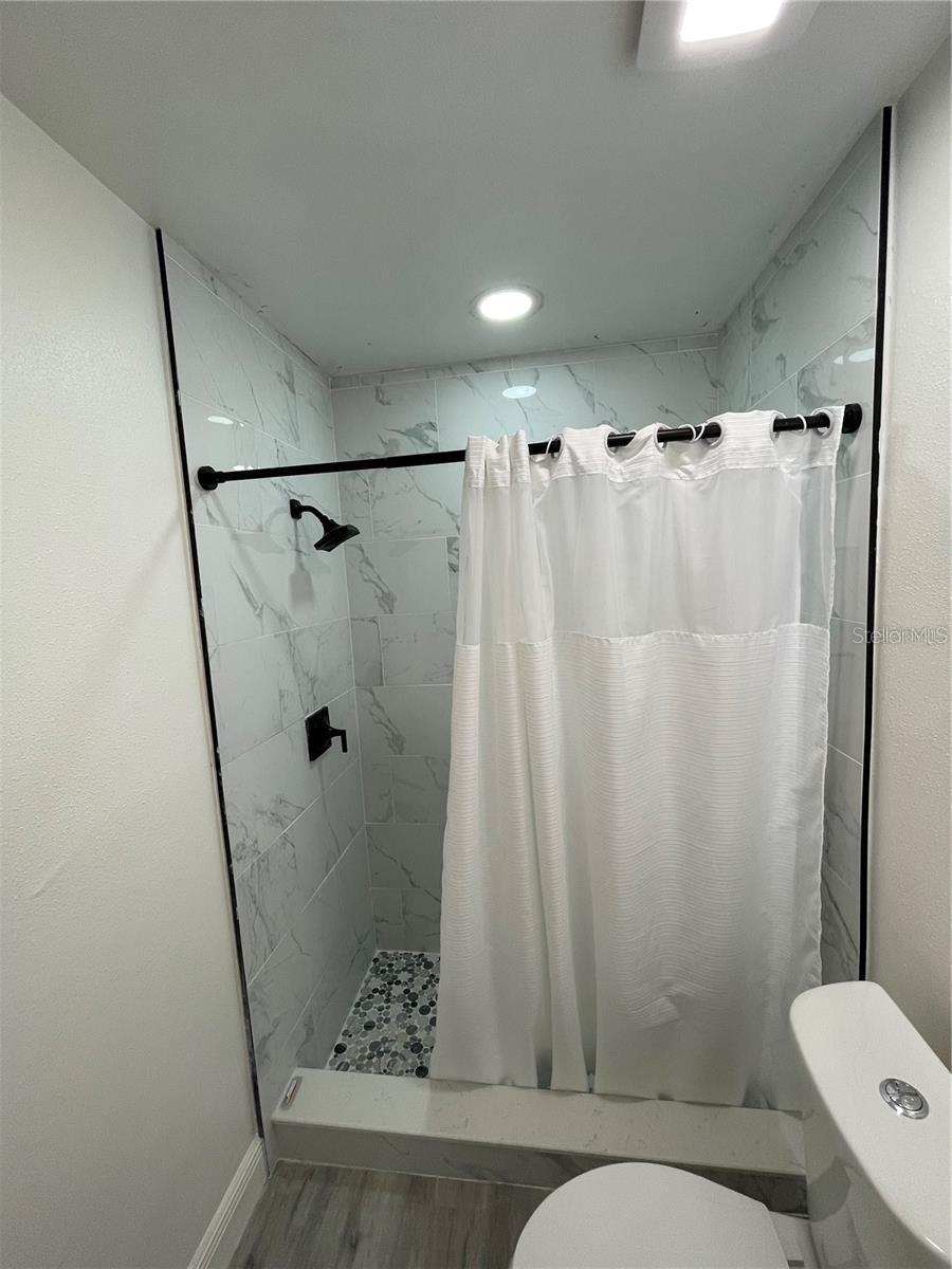 KING OAK VILLAS PH 3 4TH ADD - Residential