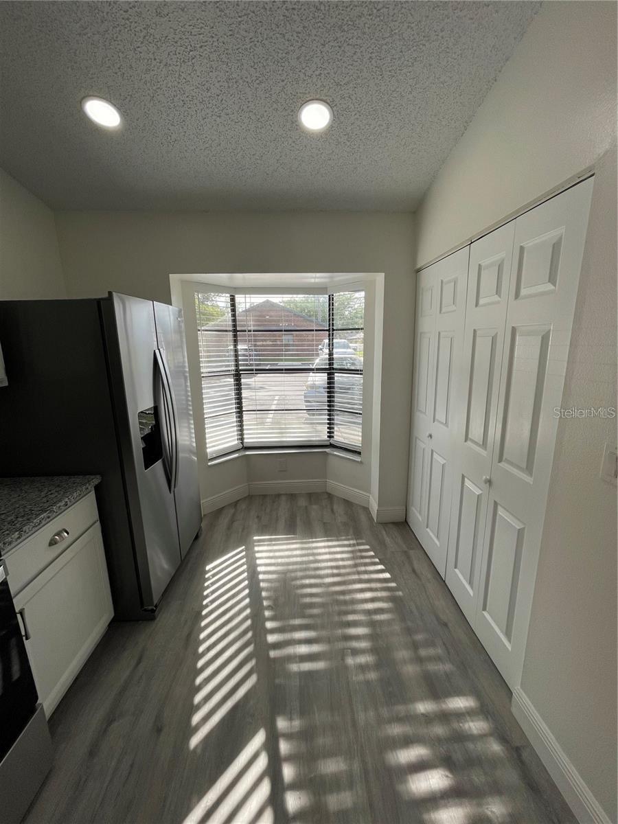 2901 SQUIRE OAK COURT