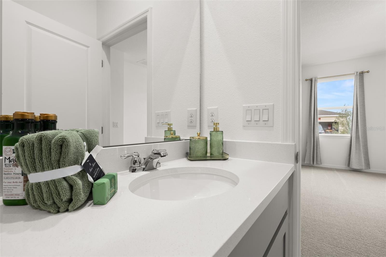 COVERED BRIDGE/LIBERTY BLUFF P - Residential Lease