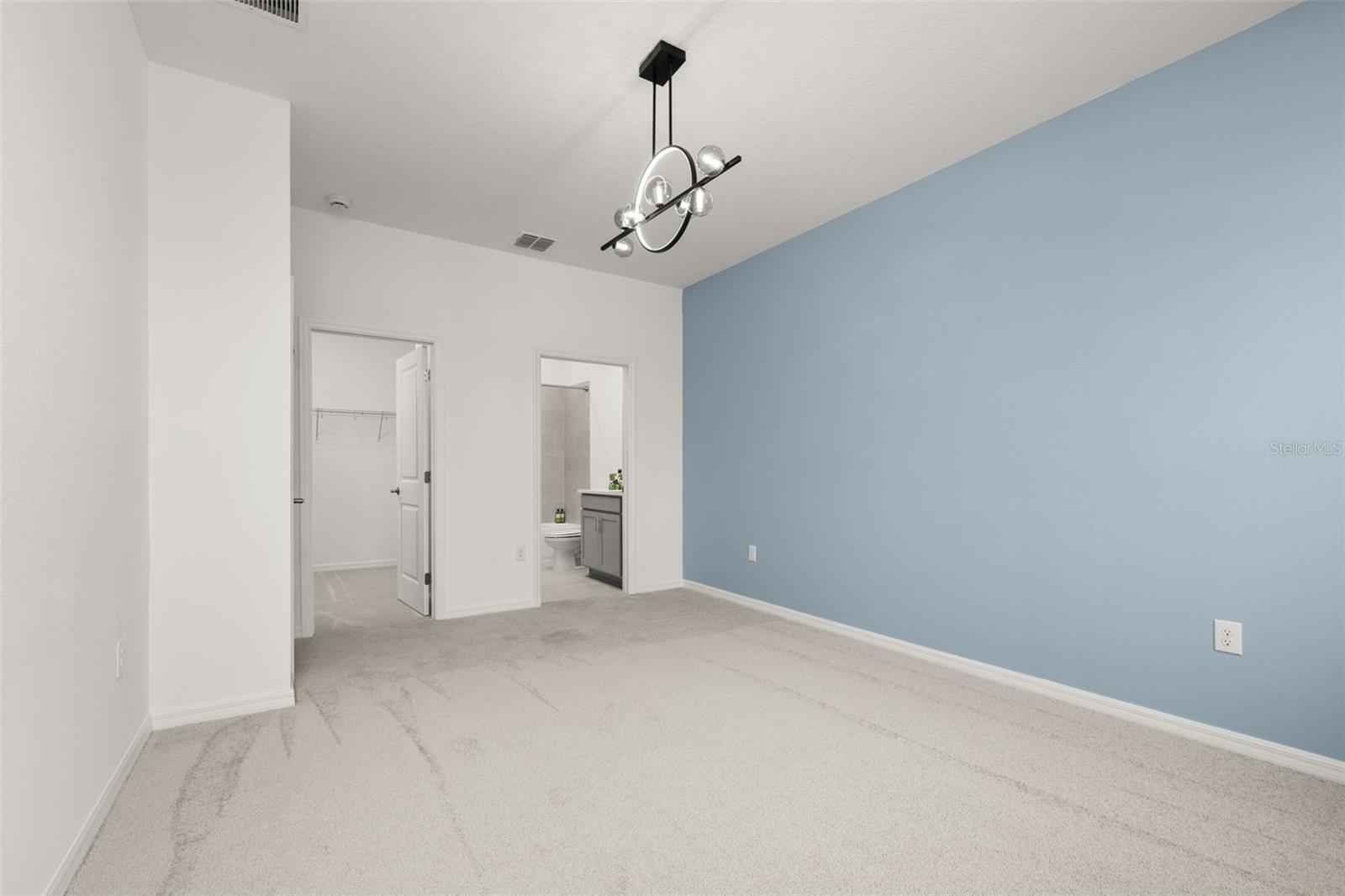 COVERED BRIDGE/LIBERTY BLUFF P - Residential Lease