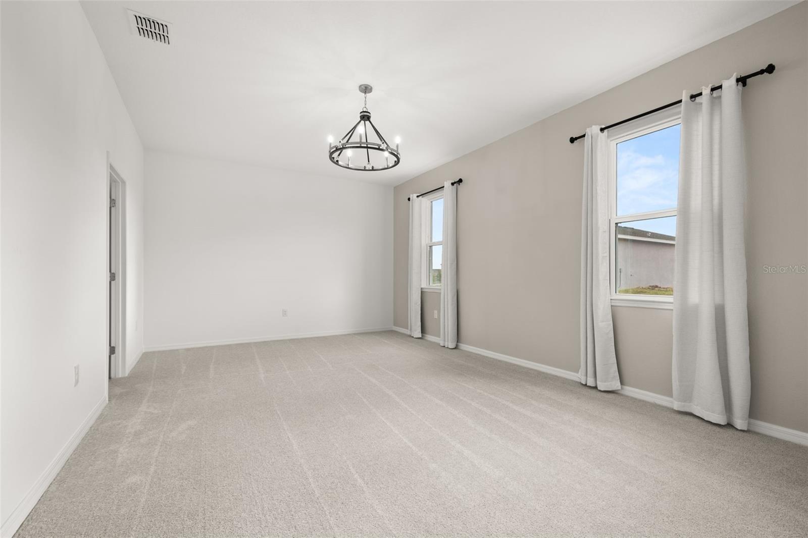 COVERED BRIDGE/LIBERTY BLUFF P - Residential Lease