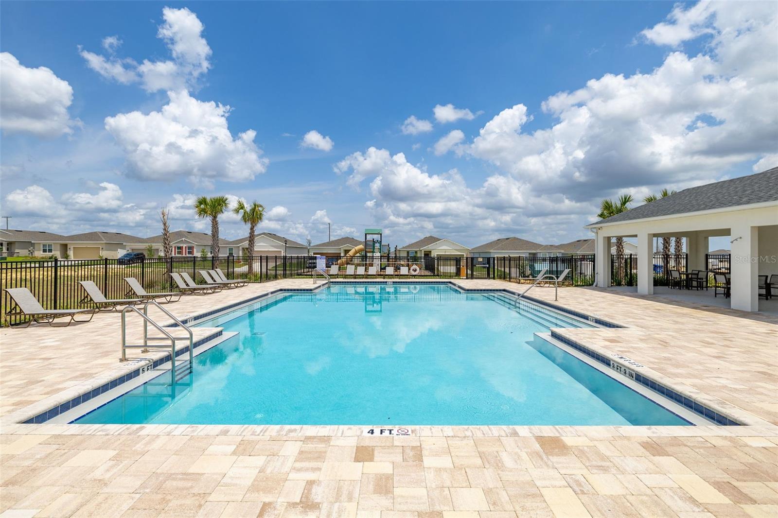 COVERED BRIDGE/LIBERTY BLUFF P - Residential Lease