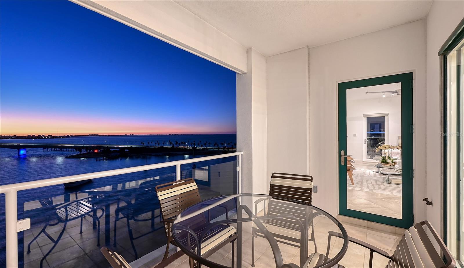 MAJESTIC BAY - Residential