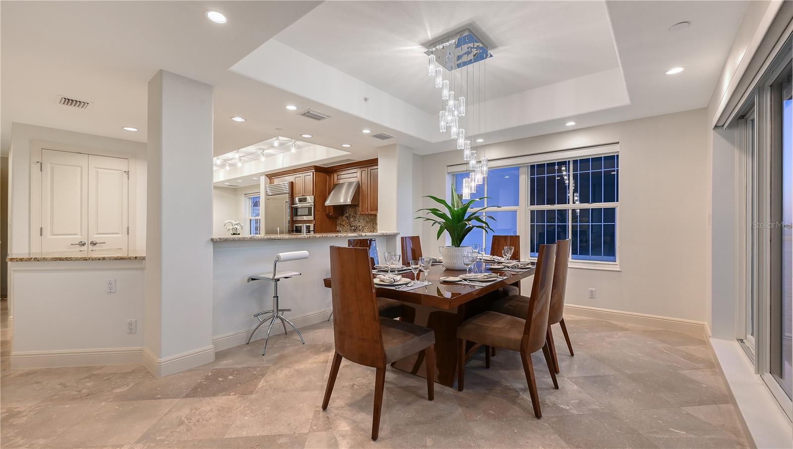 MAJESTIC BAY - Residential