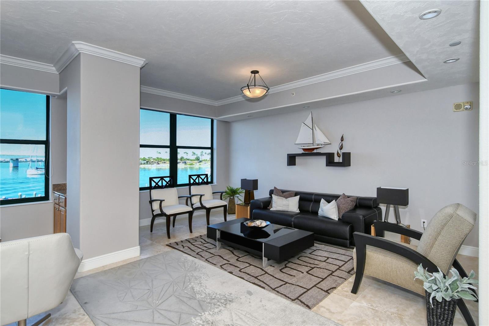 MAJESTIC BAY - Residential