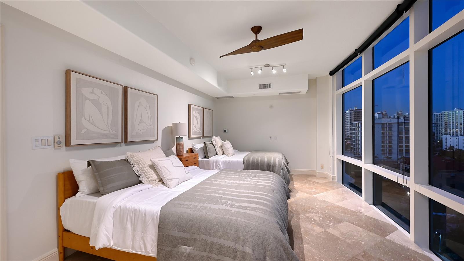 MAJESTIC BAY - Residential