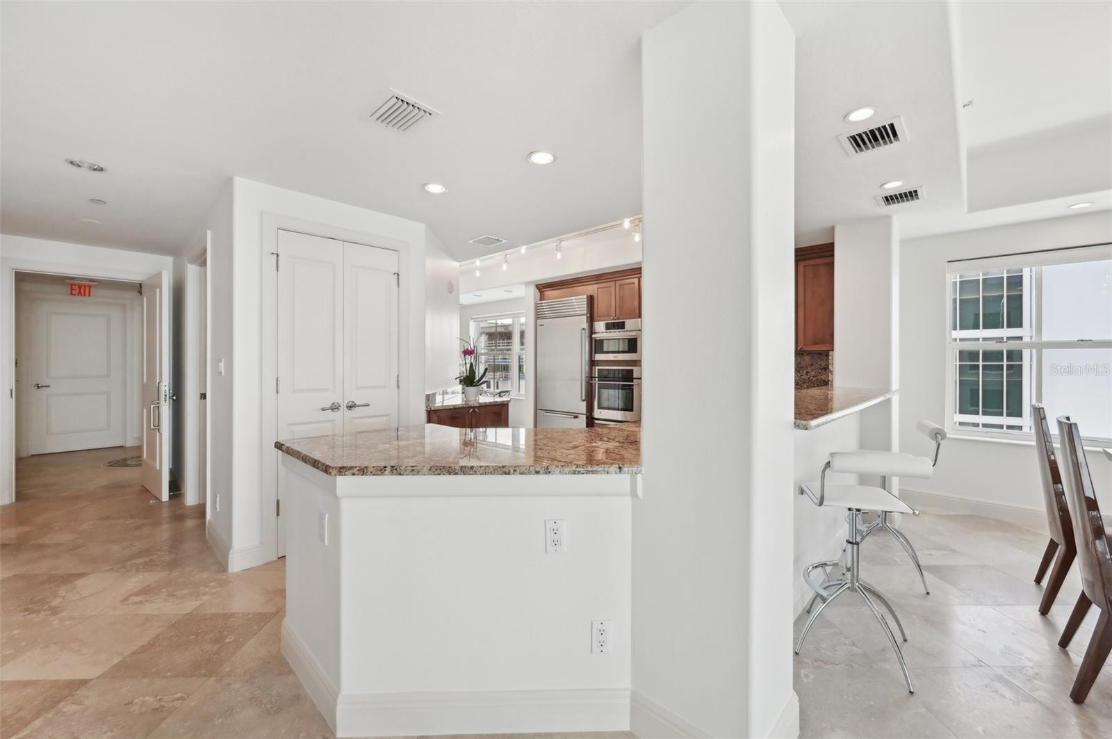 MAJESTIC BAY - Residential