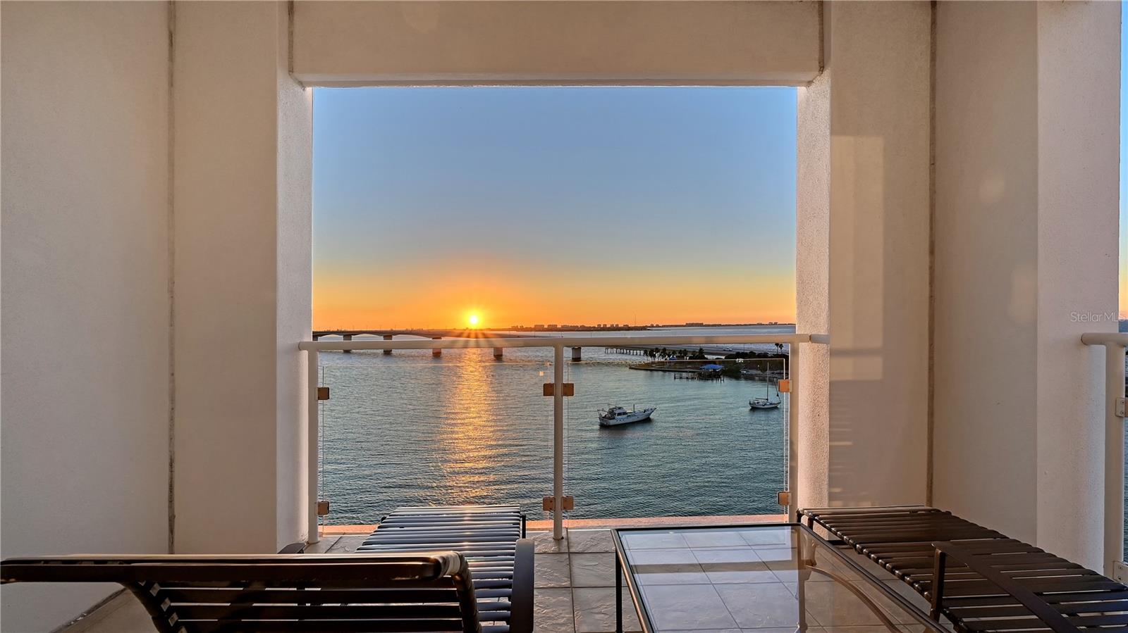 MAJESTIC BAY - Residential