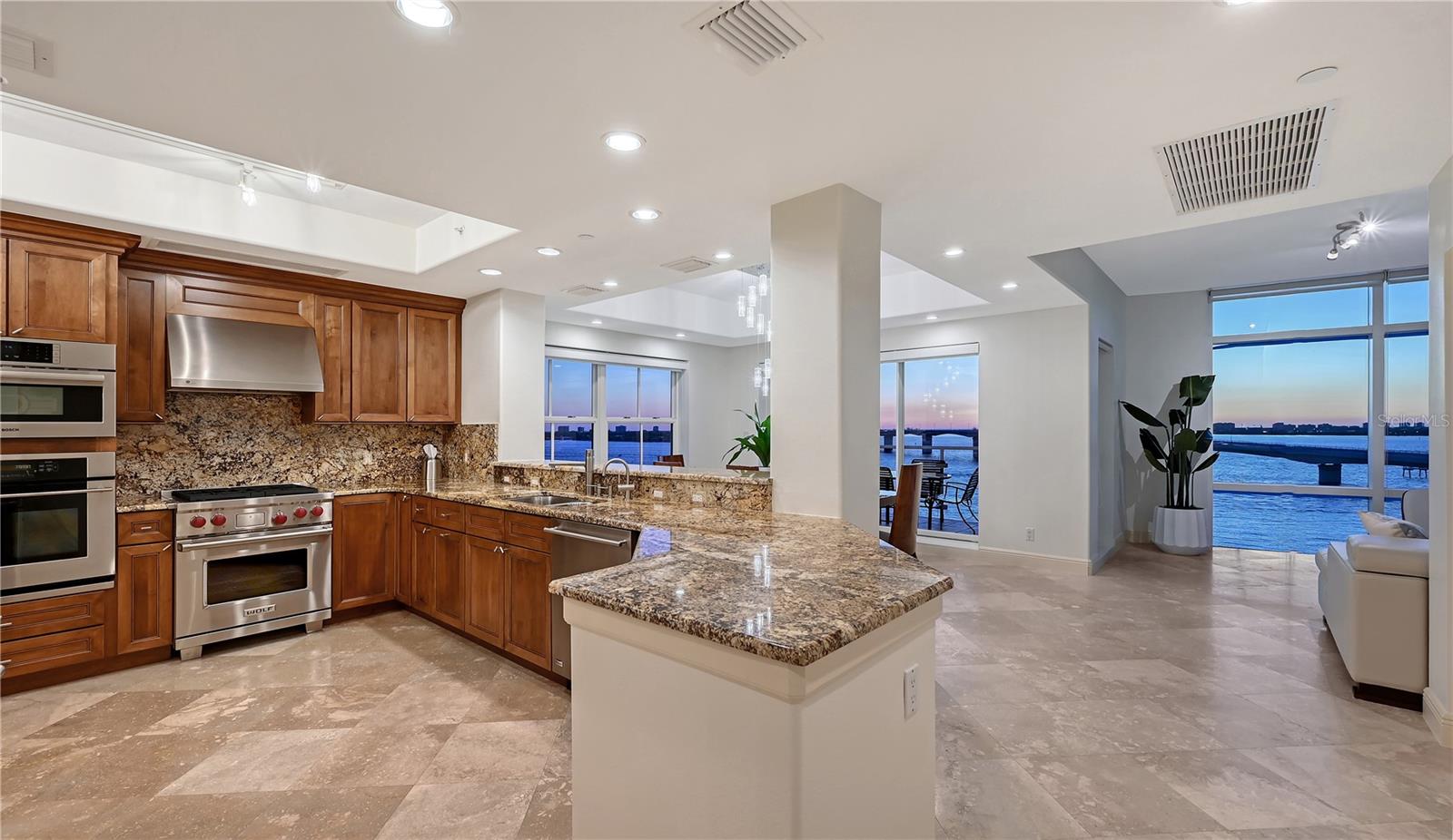 MAJESTIC BAY - Residential