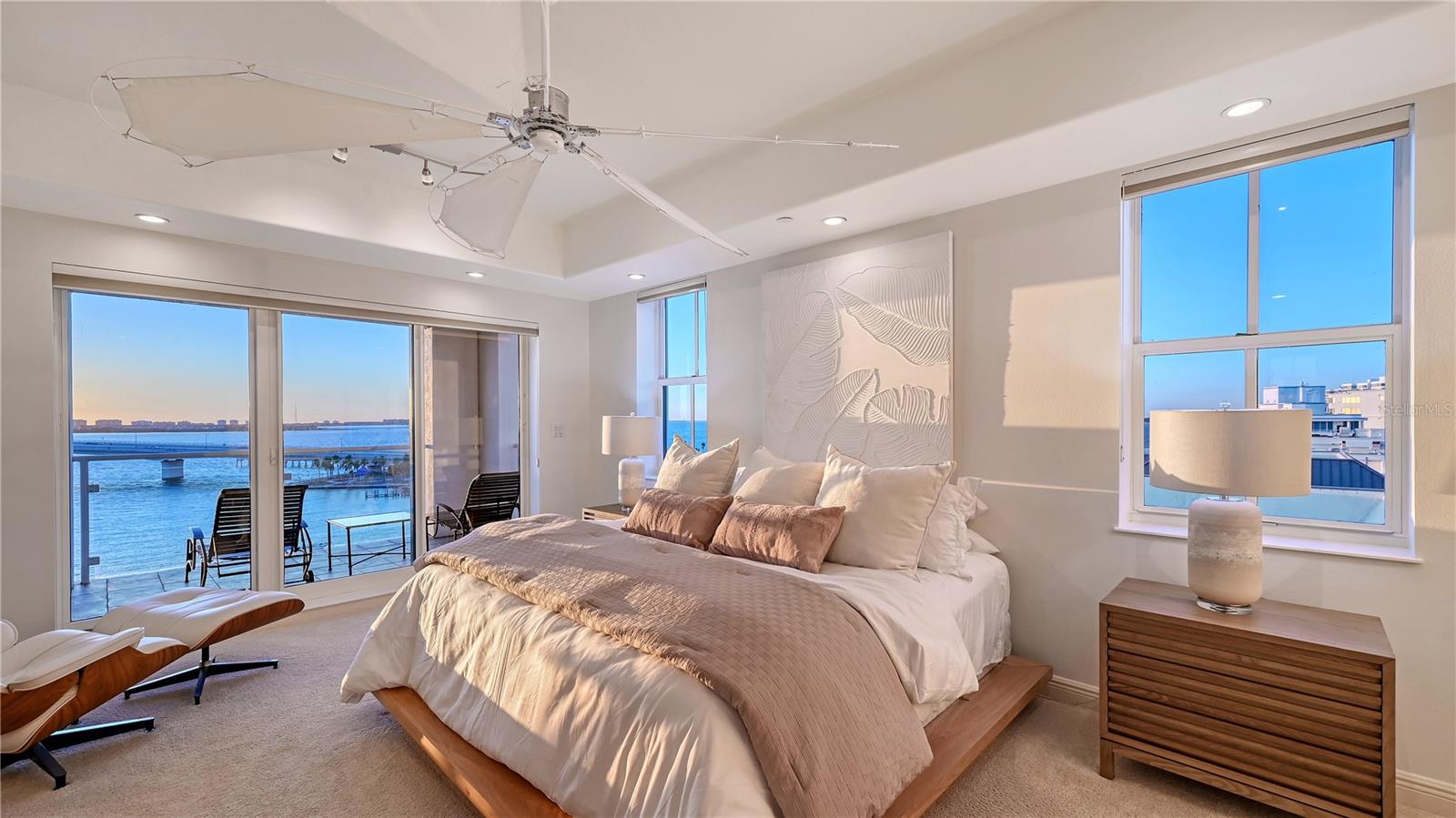 MAJESTIC BAY - Residential