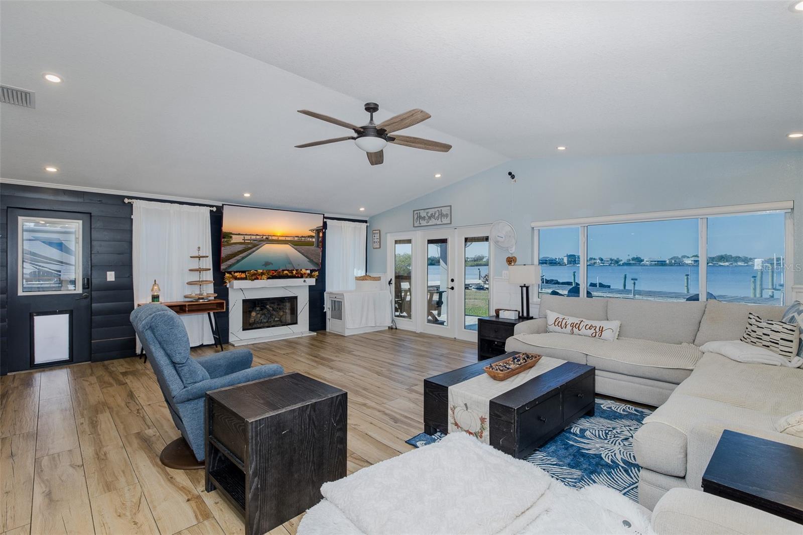 HAYWARD & MILES SUB - Residential