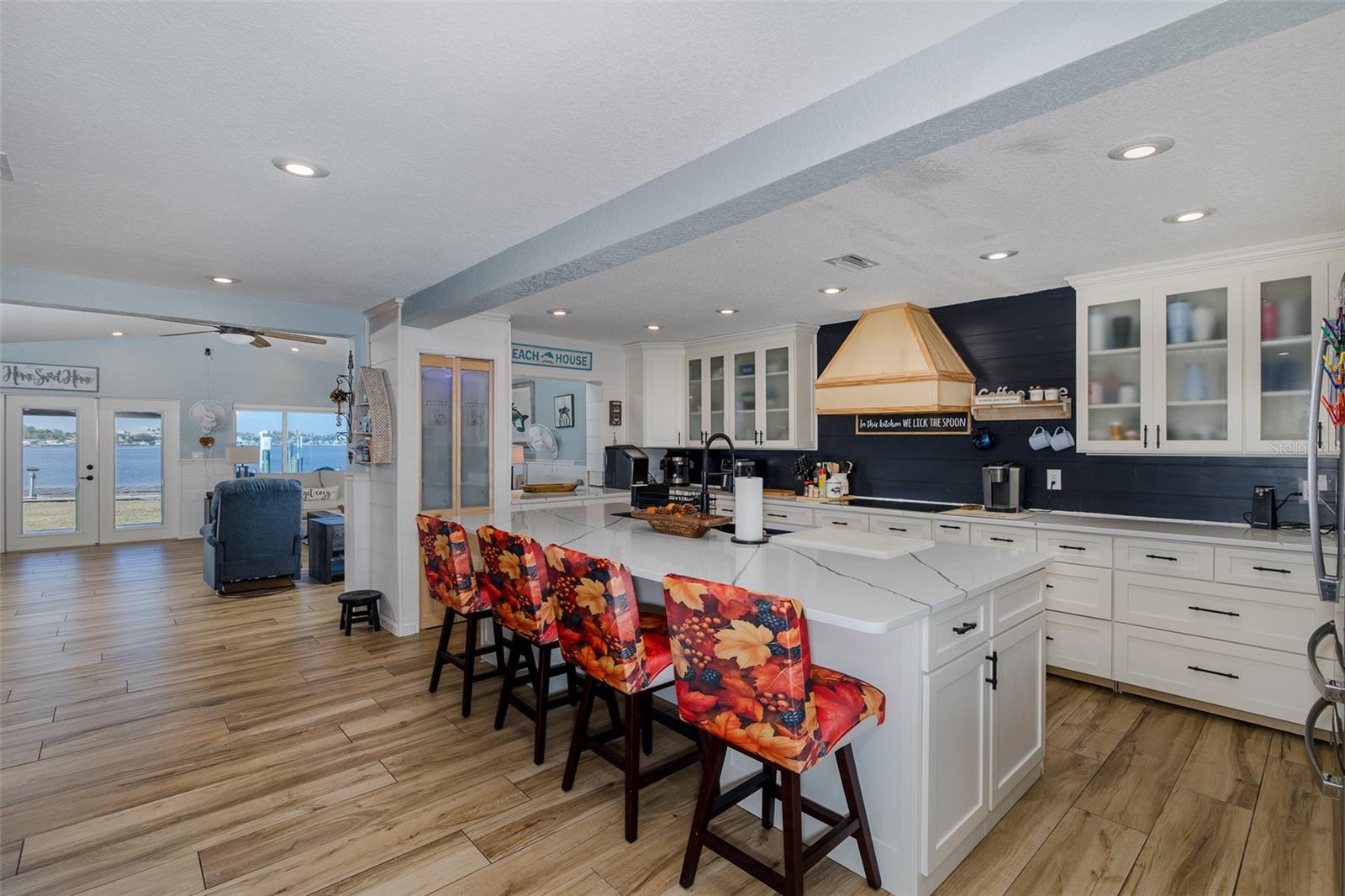 HAYWARD & MILES SUB - Residential