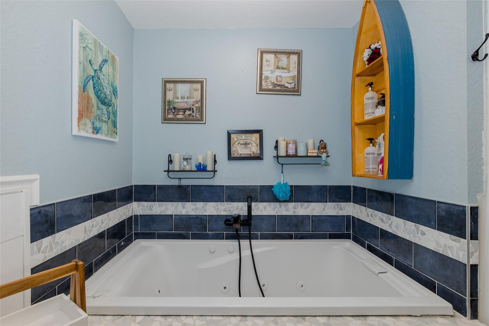 HAYWARD & MILES SUB - Residential